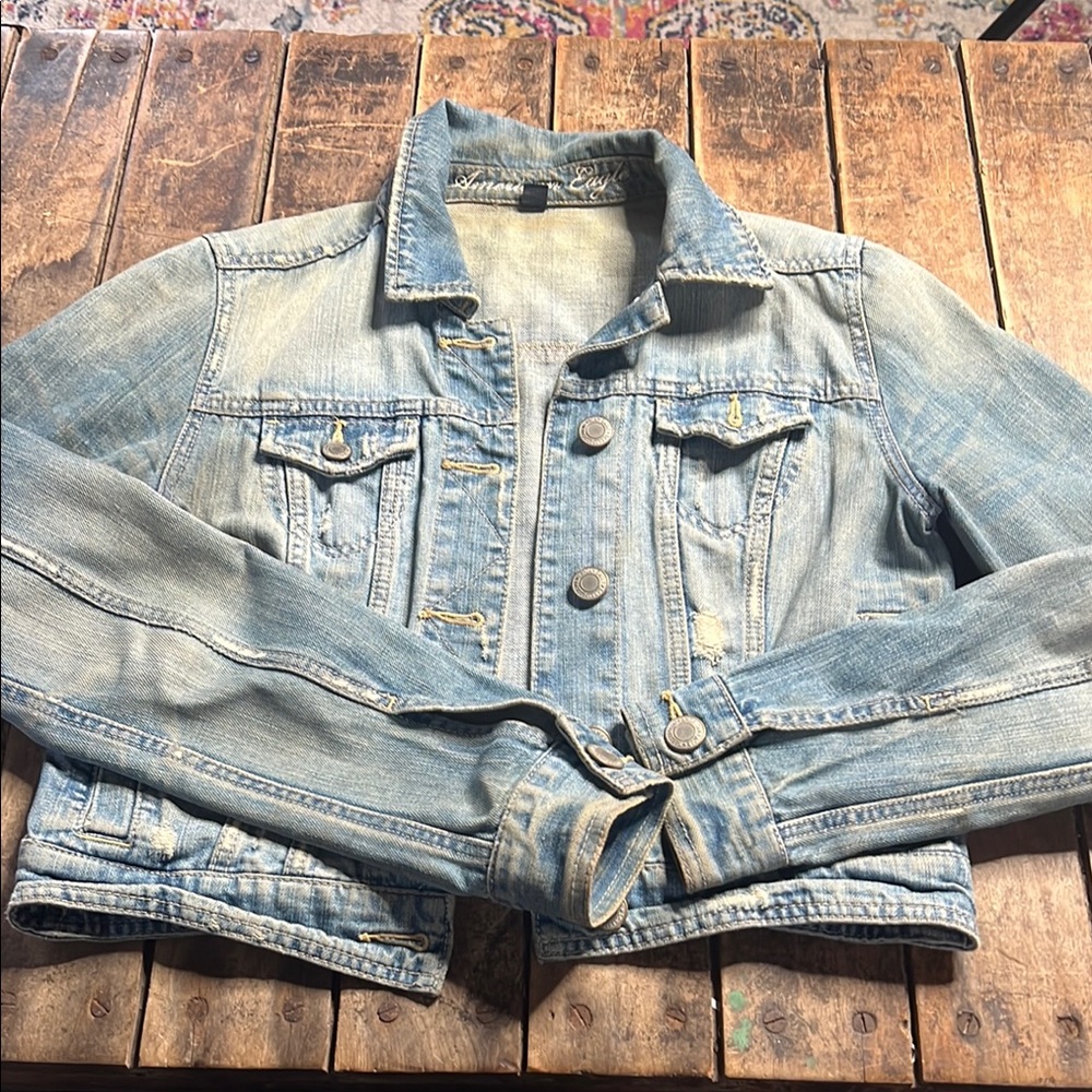 American Eagle Vintage Denim Blue Women's Jacket medium
